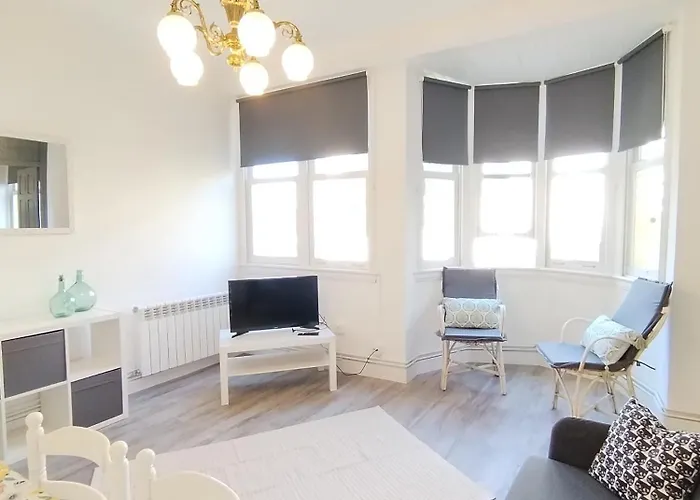 Yellow House Viveiro